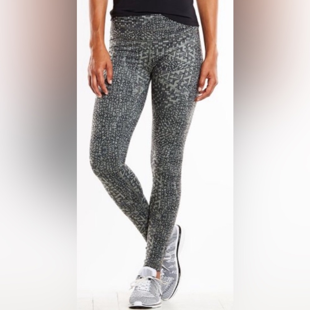 LUCY Geometric Print High Rise Leggings